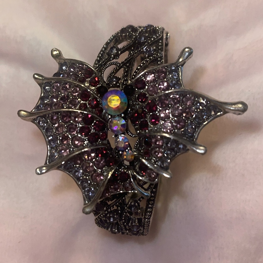 Elegant Silver and Purple Floral Women's Bracelet